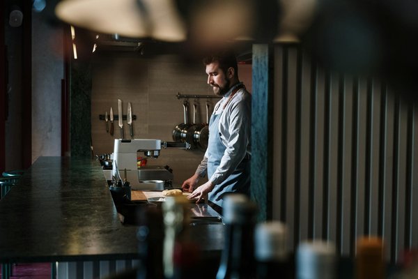 Maximize your uk kitchen: innovative storage solutions for small spaces